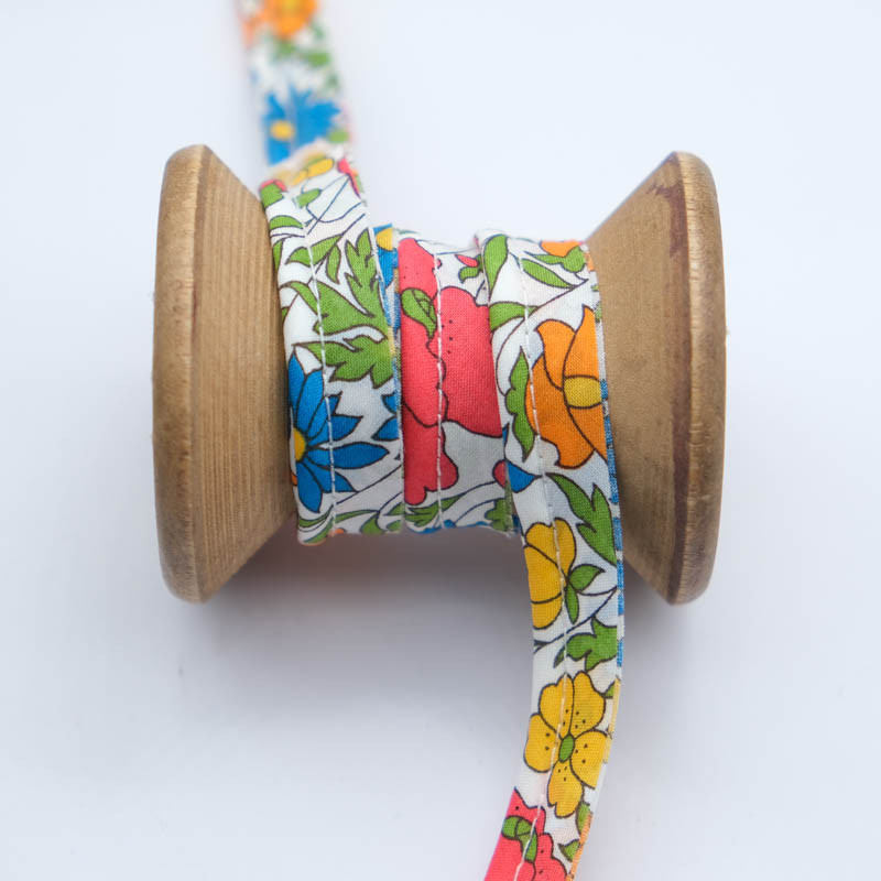 Liberty Fabrics Poppy and Daisy Red and Blue Piping - Maison Klem